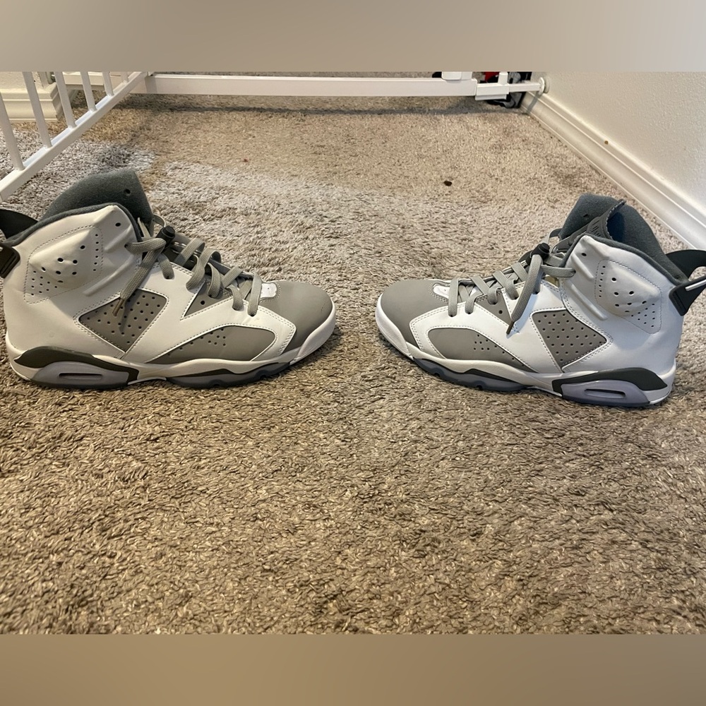 Jordan 6 size 9.5